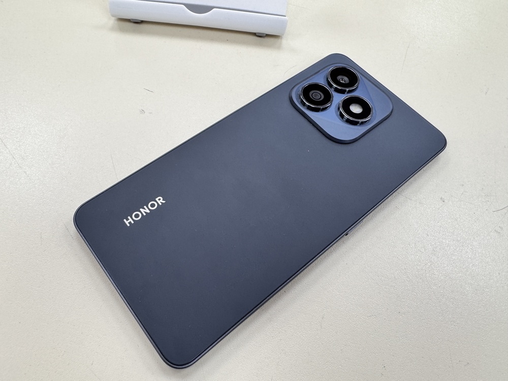 Смартфон Honor X8d 8/256