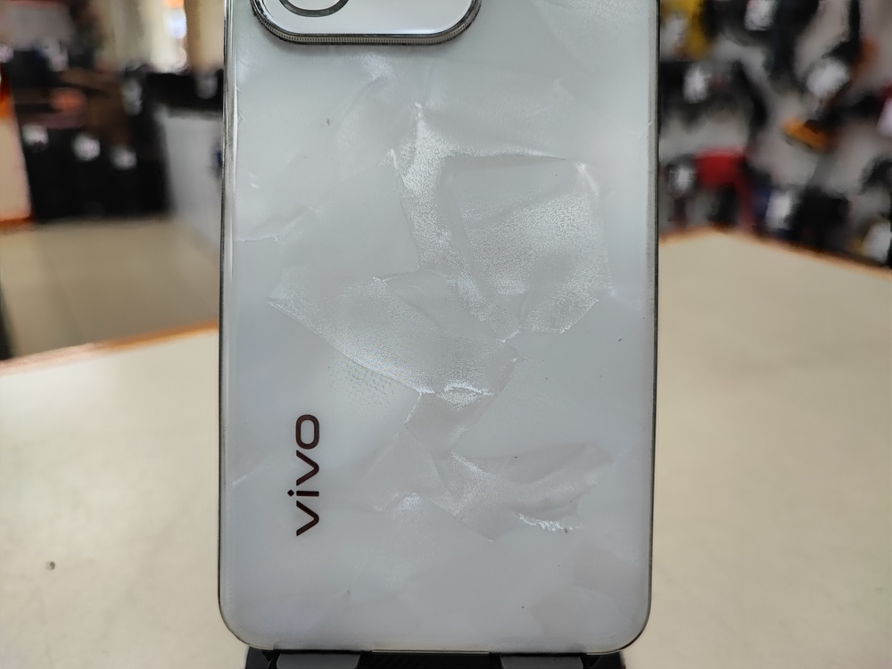 Смартфон Vivo Y29 8/128