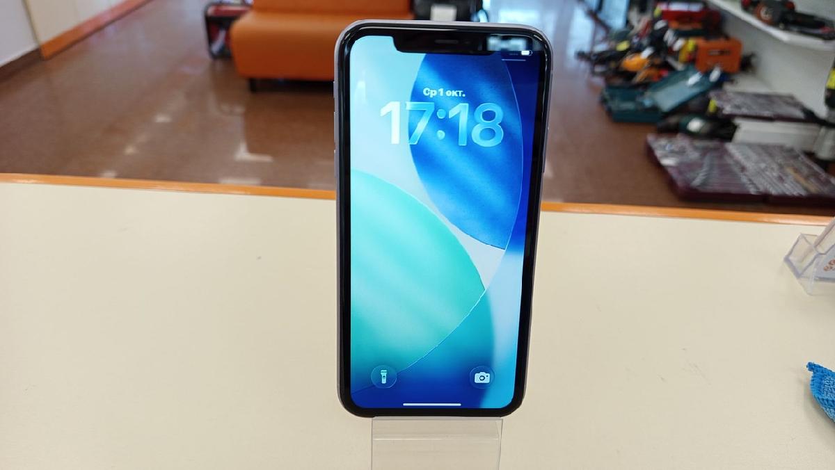 Смартфон Apple iPhone 11 64Gb