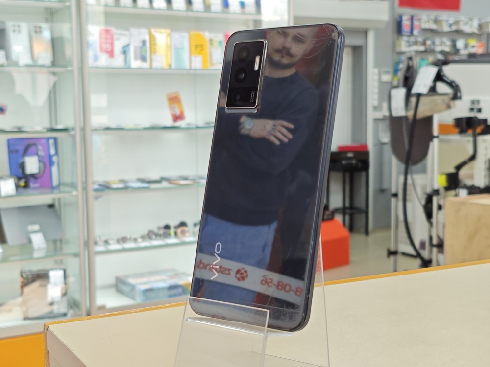 Смартфон Vivo V23e 8/128