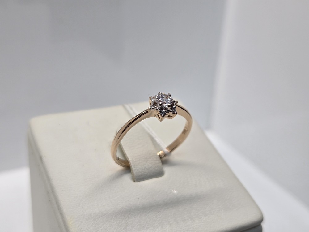 КОЛКМИ585 КОЛЬЦО С КАМНЯМИ (Au 585)