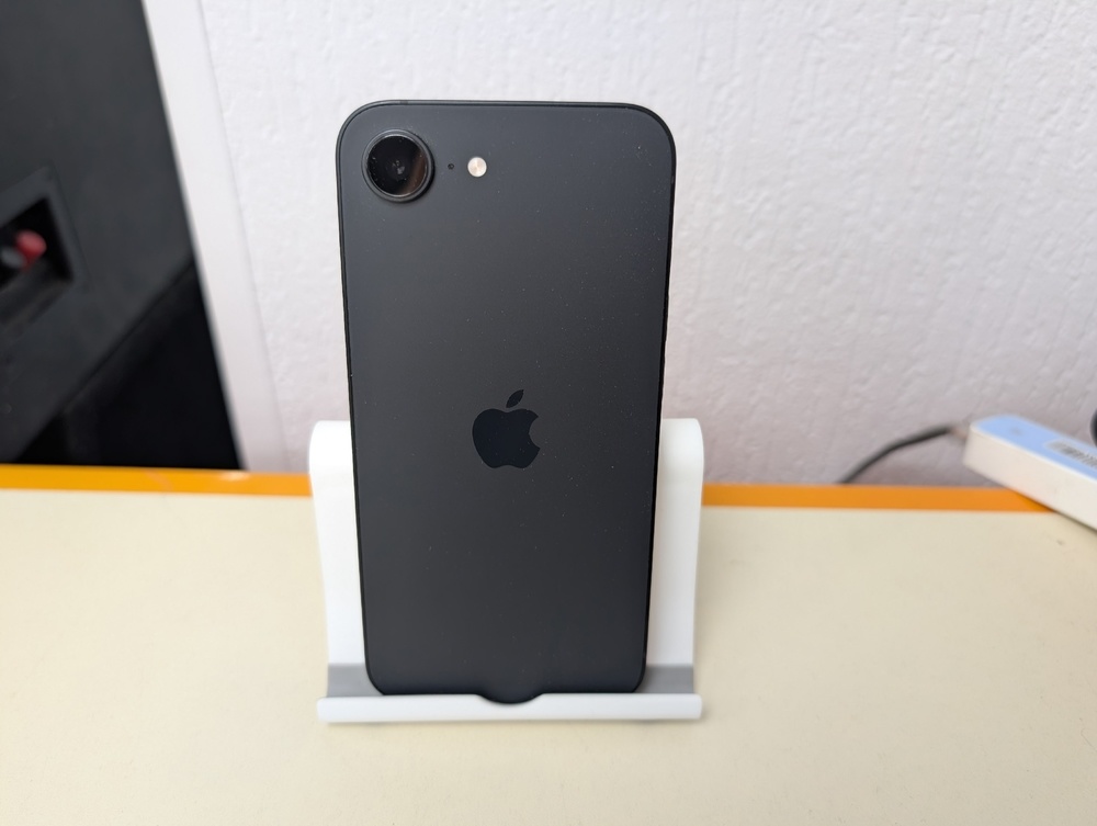 Смартфон Apple Iphone 16E 256Gb