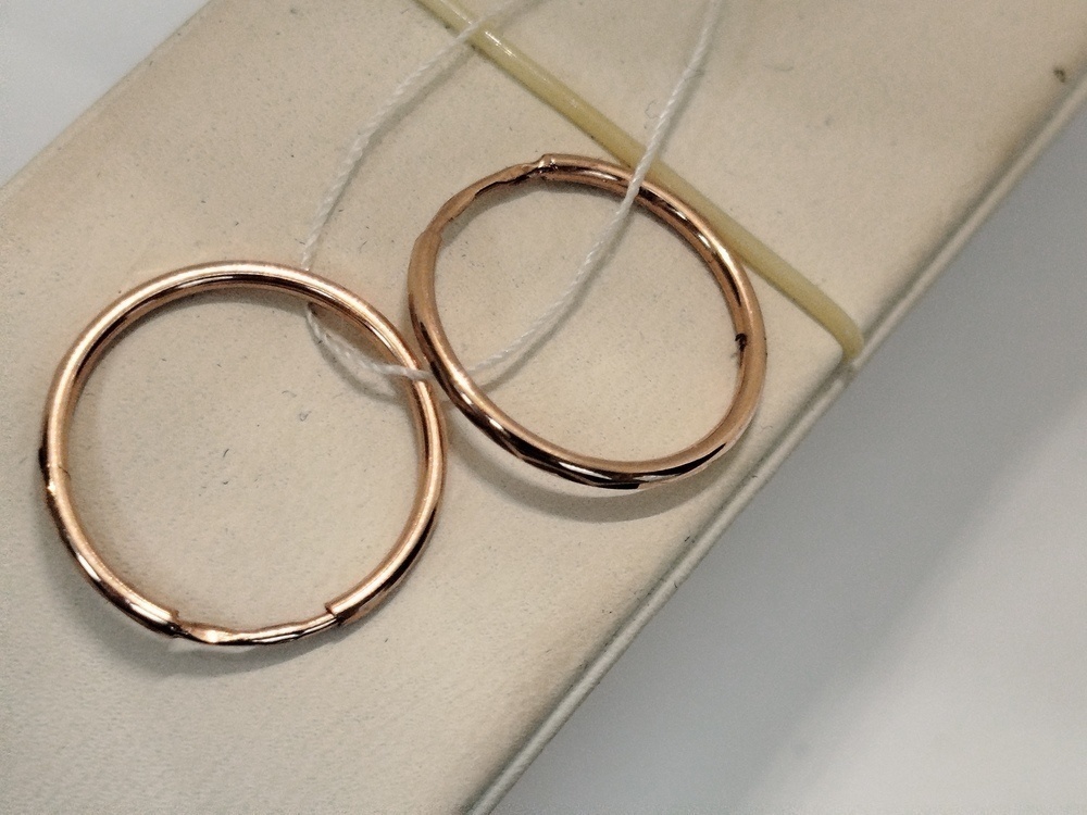 СКОН375 СЕРЬГИ КОНГО (Au 375)