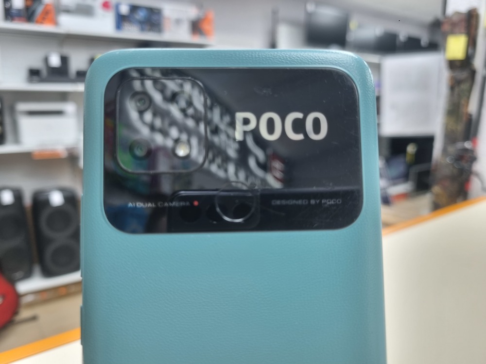 Смартфон Xiaomi Poco C40 4/64