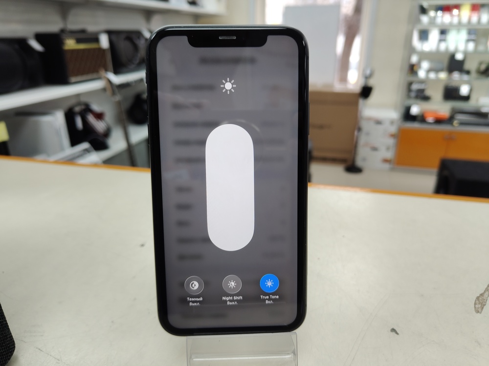 Смартфон Apple iPhone 11 128Gb