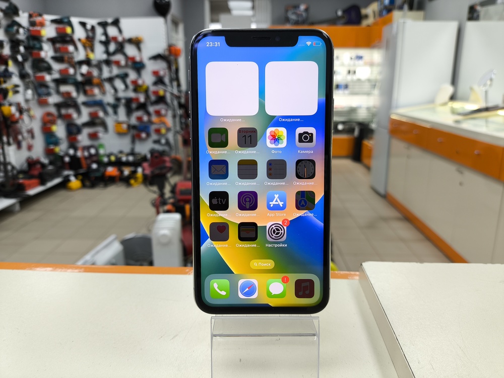 Смартфон Apple iPhone X 64Gb