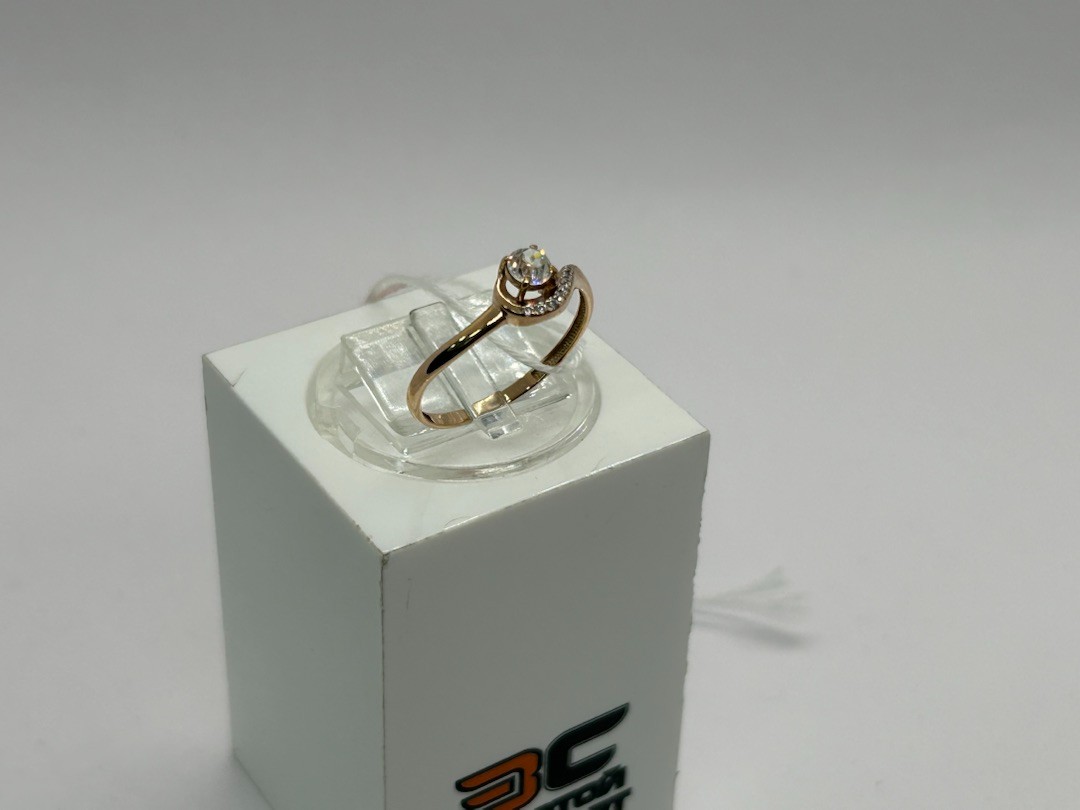 КОЛЬЦО С КАМНЯМИ (Au 375)