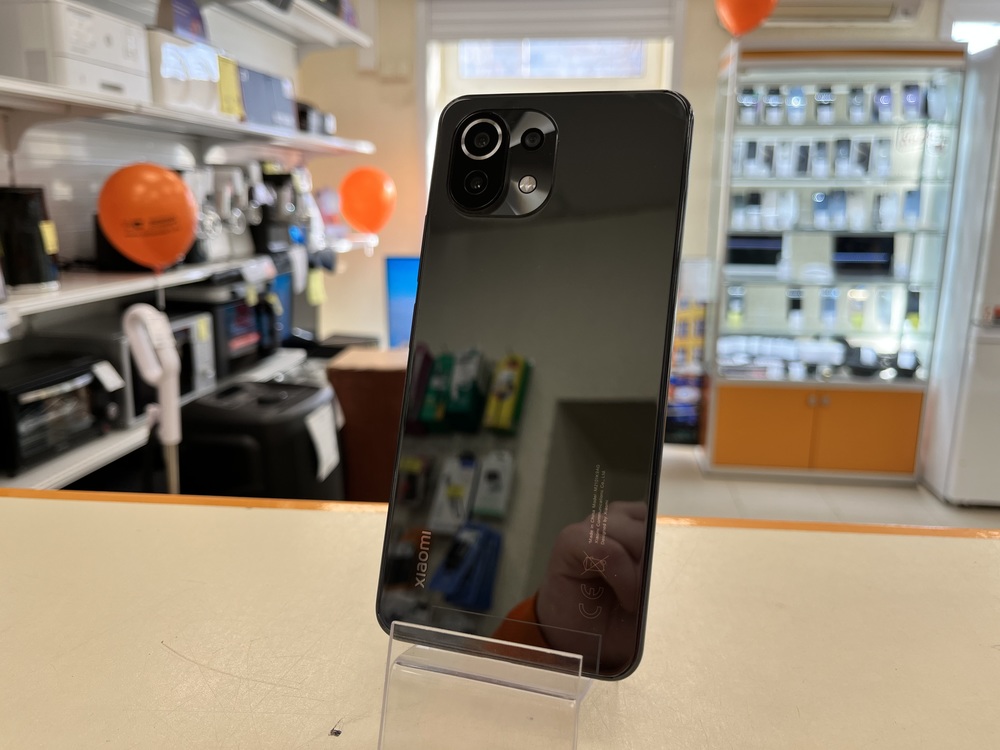 Смартфон Xiaomi 11 Lite 6/64