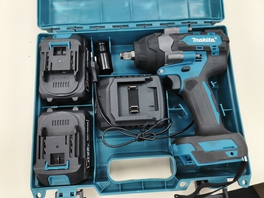 Гайковерт Makita MT-700