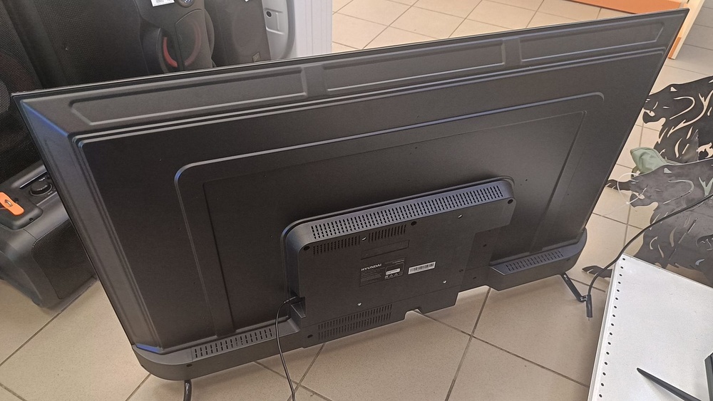 LED Телевизор Hyundai H-LED50BU7003