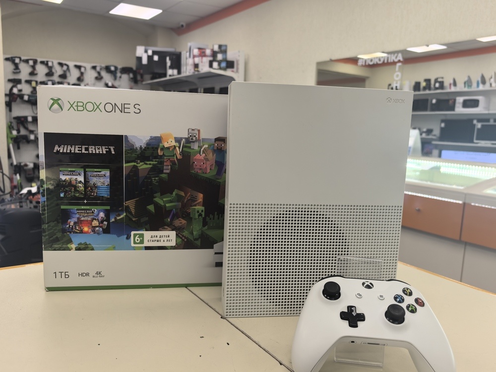 Игровая приставка Xbox One S 1TB