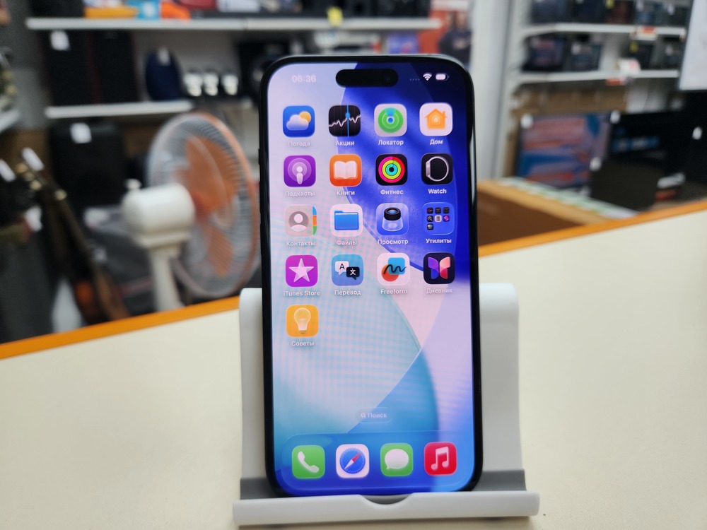 Смартфон Apple Iphone 15 128Gb