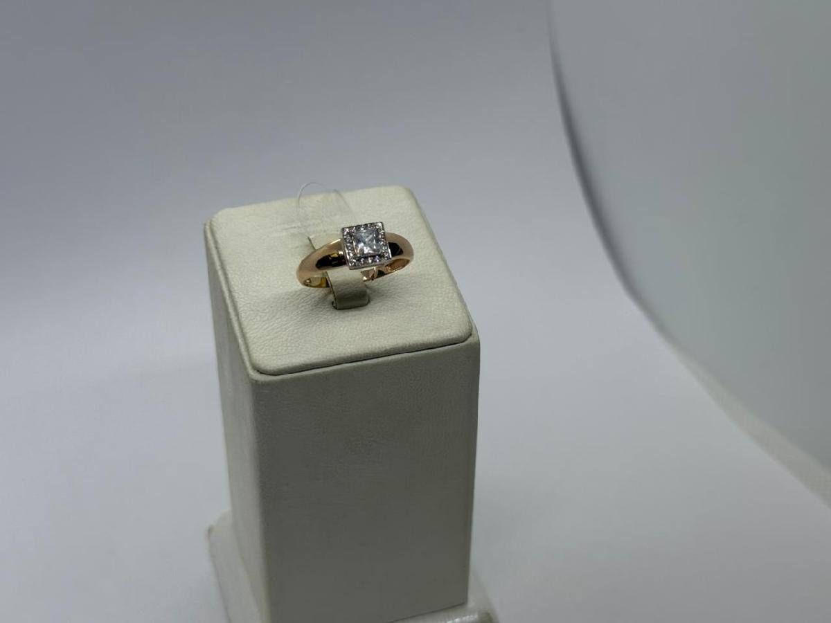 КОЛЬЦО С КАМНЯМИ (Au 585)