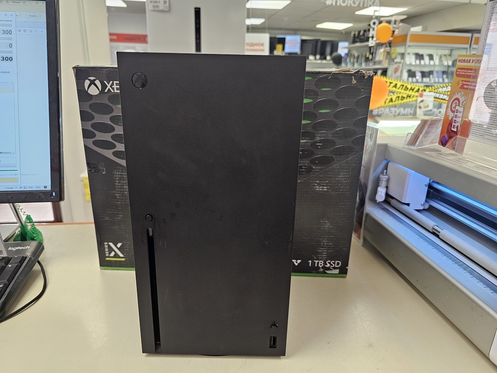 Игровая приставка Xbox Series X 1Tb