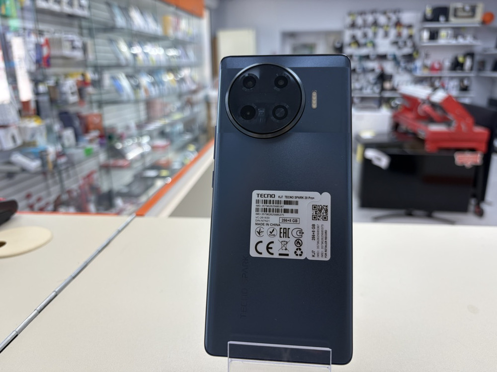 Смартфон Tecno Spark 20 Pro+ 8/256