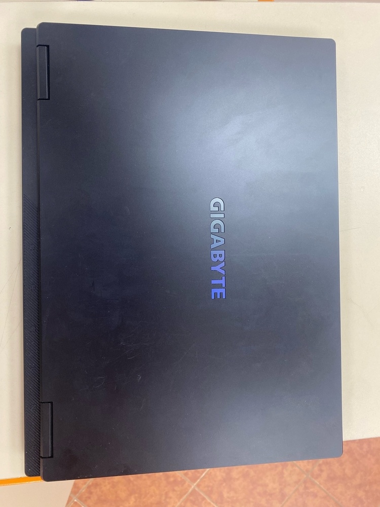 Ноутбук Gigabite; Ryzen 7 260, Geforce RTX 5050, 16 Гб, 512 GB, Нет