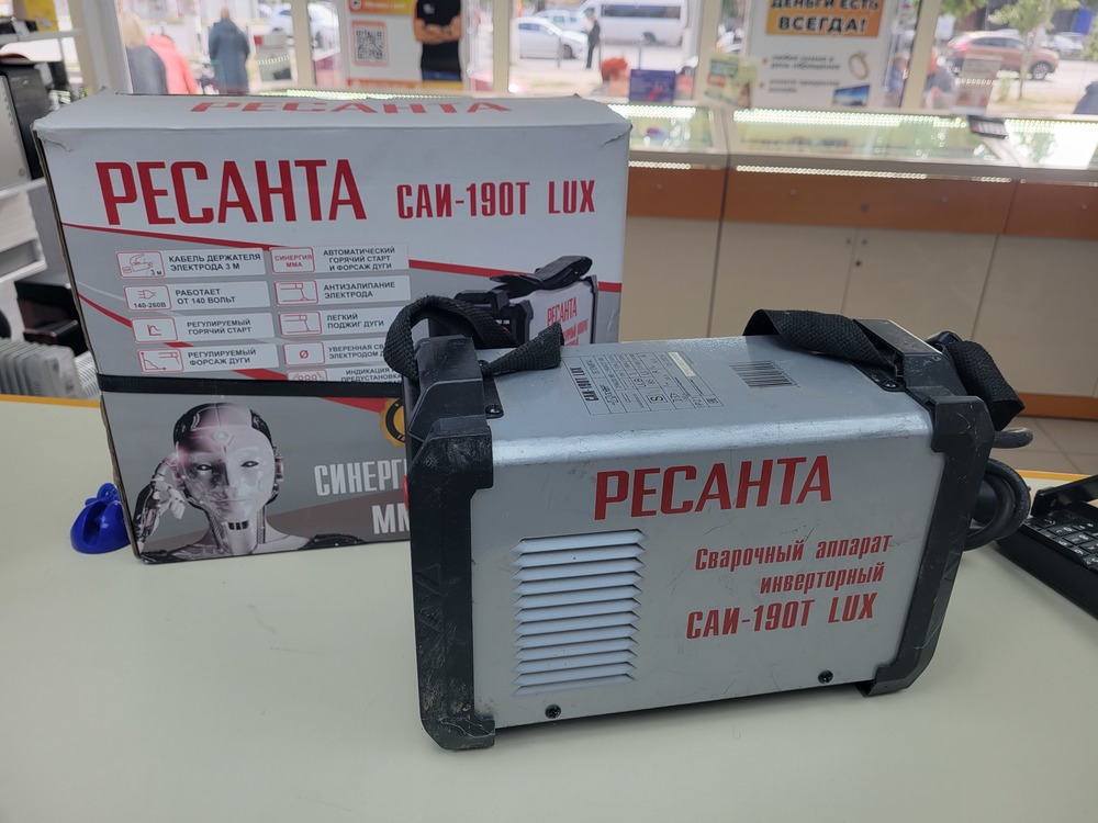 Сварочный аппарат Ресанта САИ-190Т LUX
