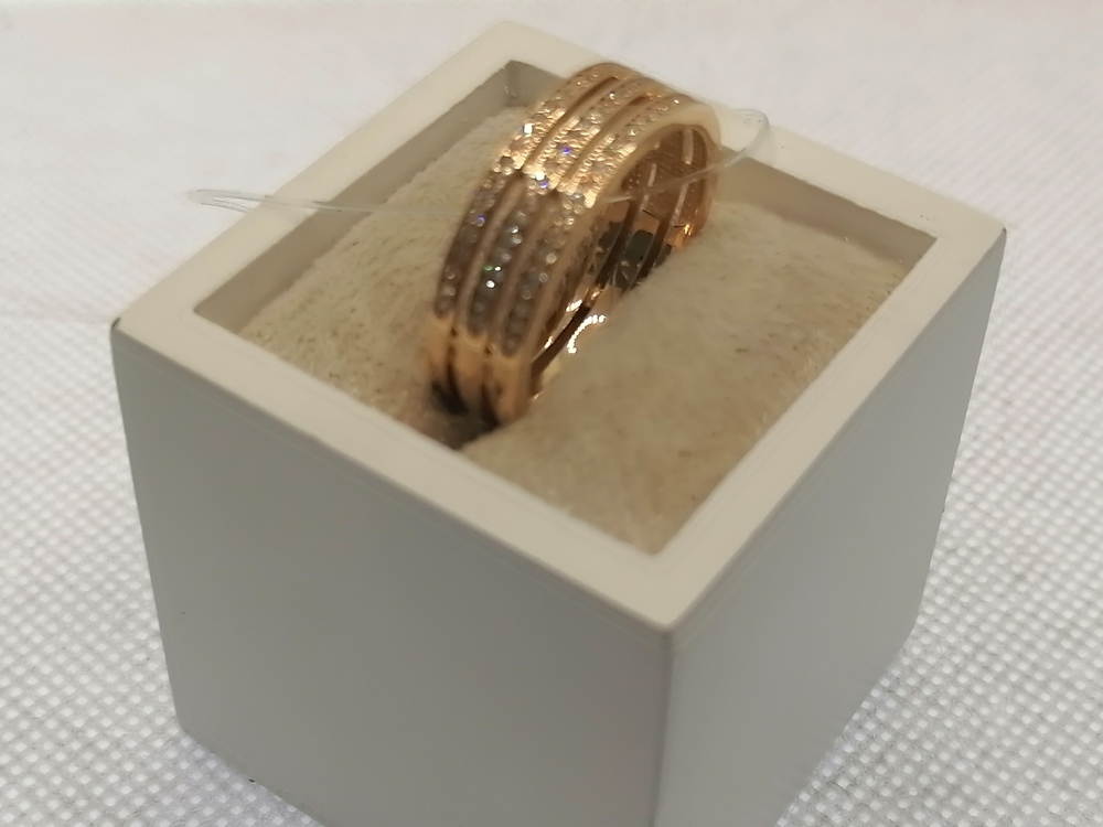 КОЛЬЦО С КАМНЯМИ (Au 585)