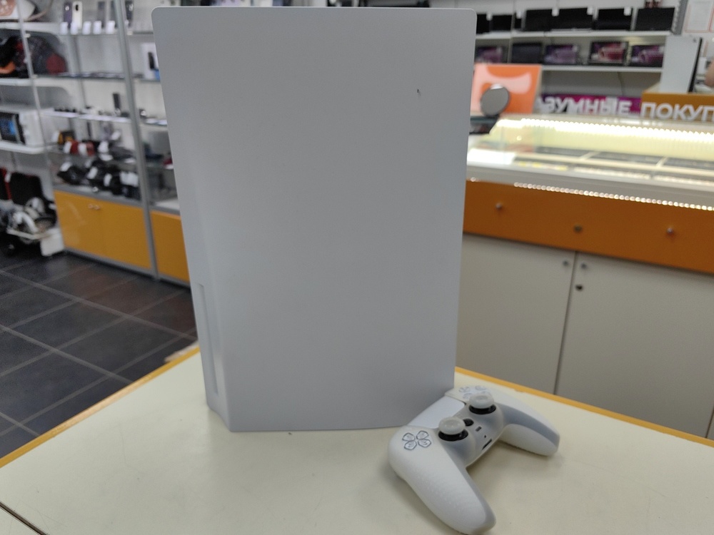 Игровая приставка PlayStation 5 825Gb (С дисководом)