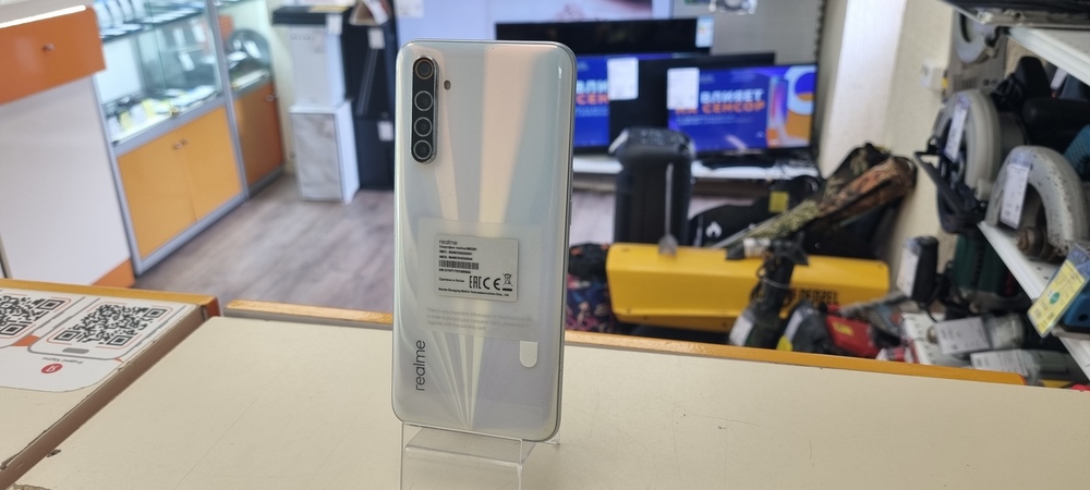 Смартфон Realme 6 8/128