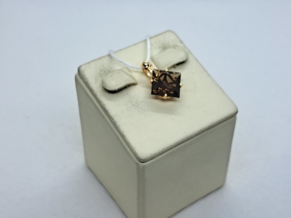 ПОДВЕСКА С КАМНЕМ (Au 585)