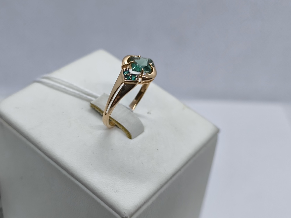 КОЛКМИ585 КОЛЬЦО С КАМНЯМИ (Au 585)