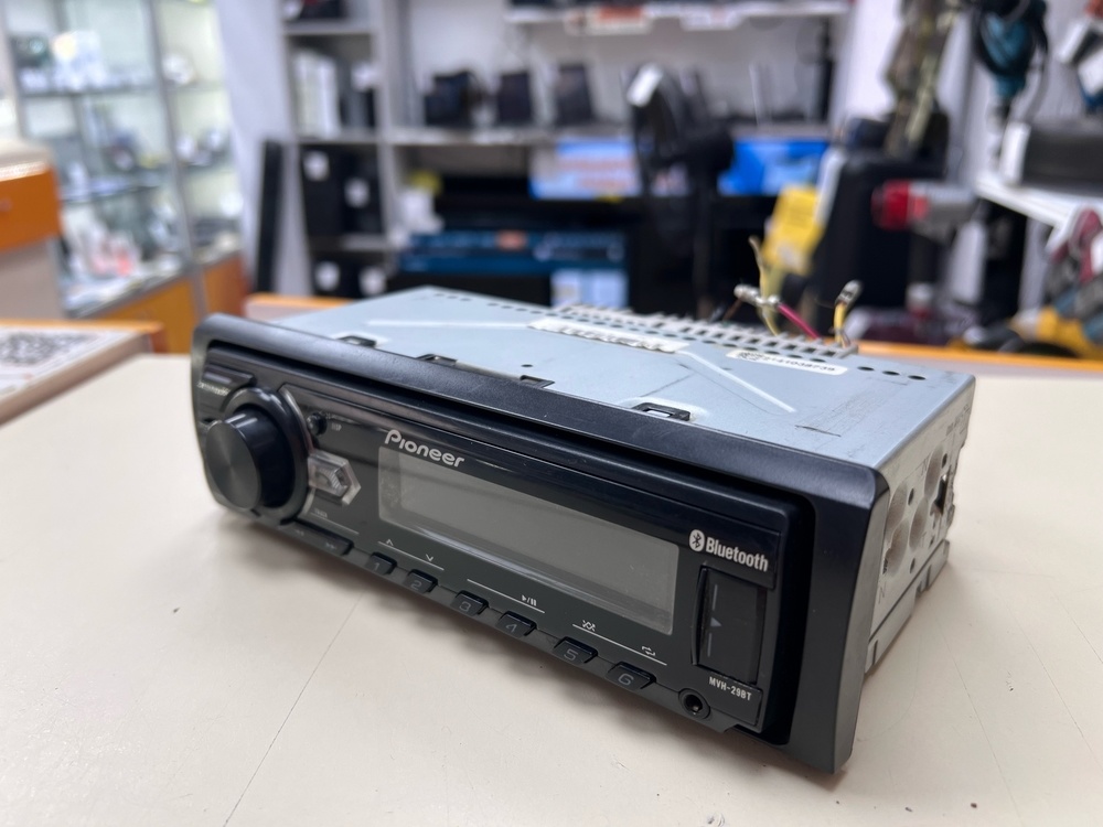 Автомагнитола Pioneer MVH-29BT