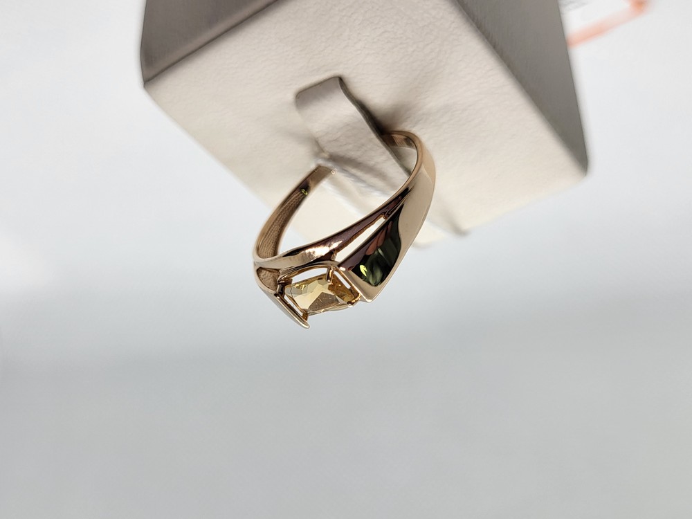 КОЛКМ585 КОЛЬЦО С КАМНЕМ (Au 585) КОЛКМ585 КОЛЬЦО С КАМНЕМ (Au 585)