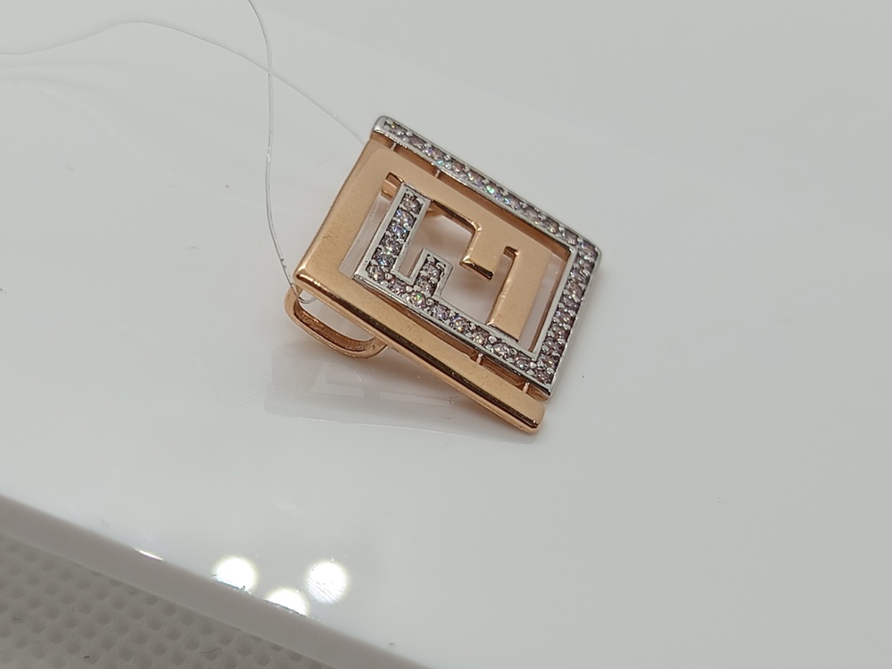 01-318265 ПОДВЕСКА С КАМНЯМИ (Au 585)