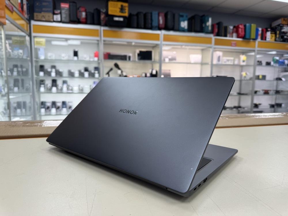 Ноутбук Honor MagicBook 16; Ryzen 5 5600H, AMD Radeon (TM) Graphics, 16 Гб, 500 Гб, Нет