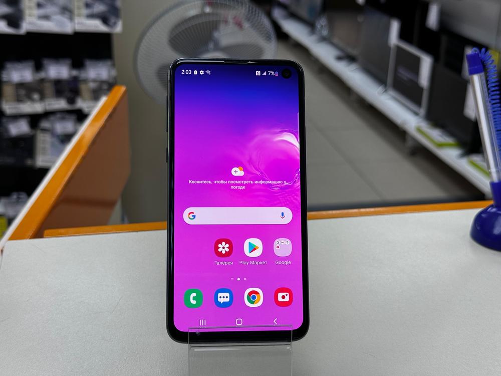 Смартфон Samsung Galaxy S10e 6/128