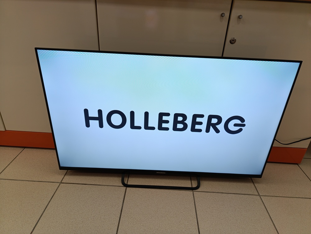 LED Телевизор Holleberg HTV-LED43FHD102T2