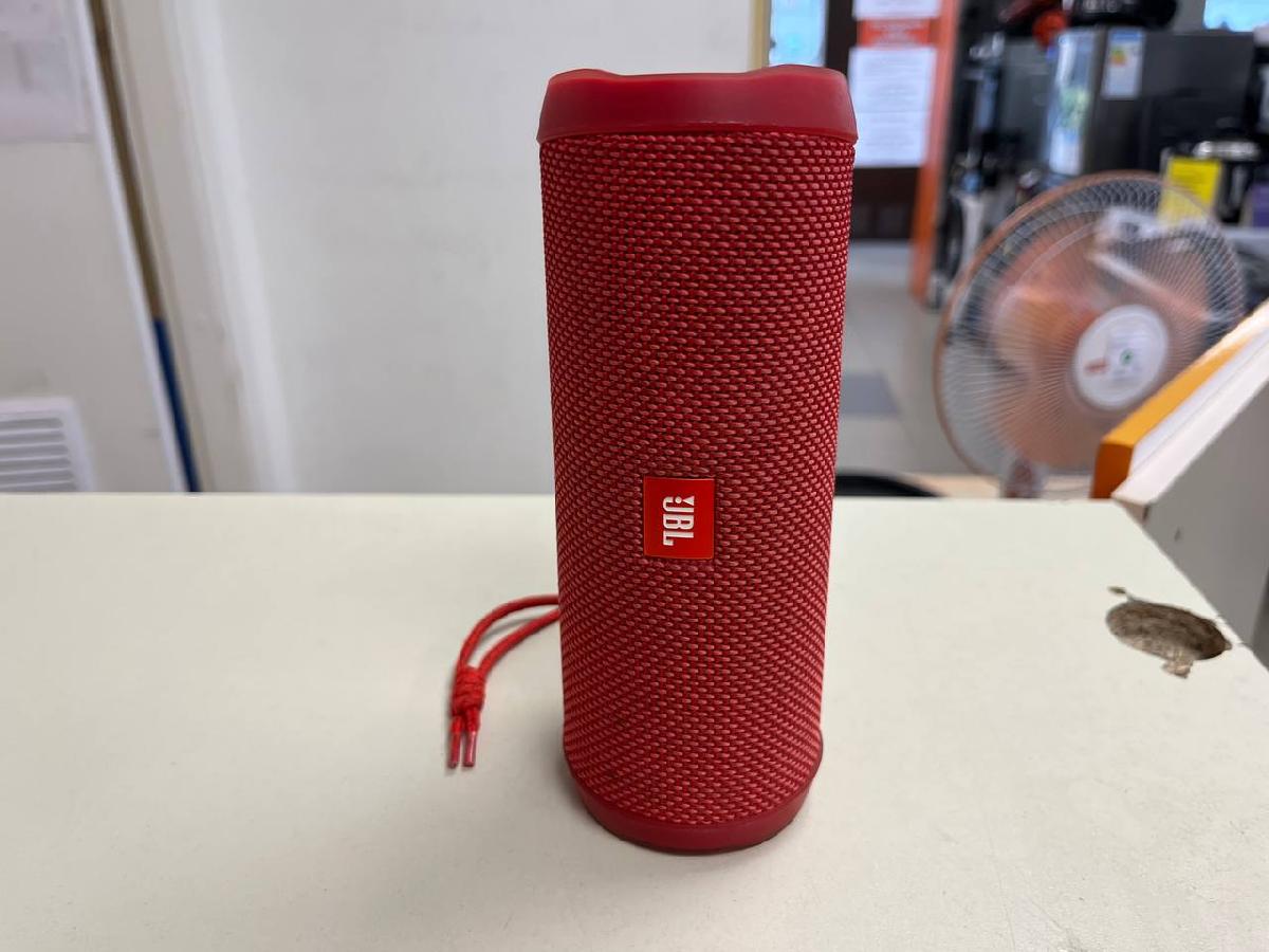 Портативная акустика JBL Flip 4