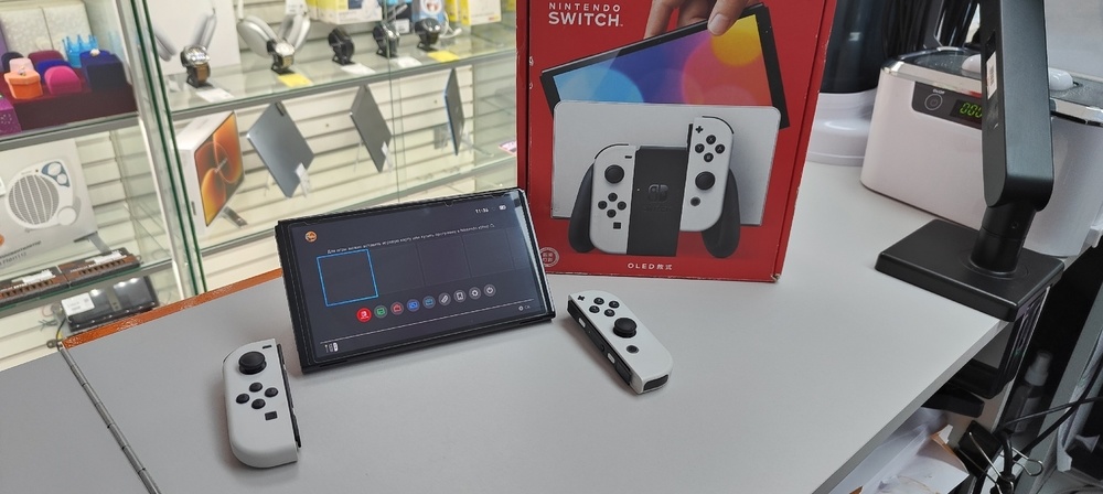 Игровая приставка Nintendo Switch Oled