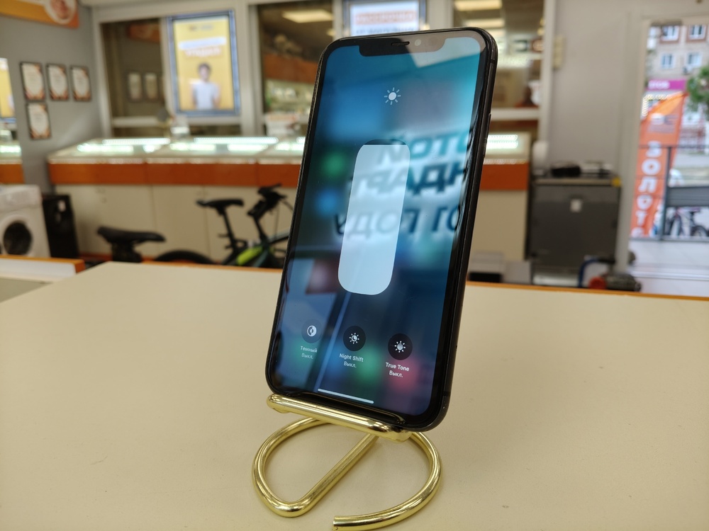 Смартфон Apple iPhone 11 64Gb