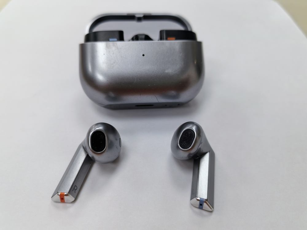 Наушники беспроводные Samsung BUDS 3