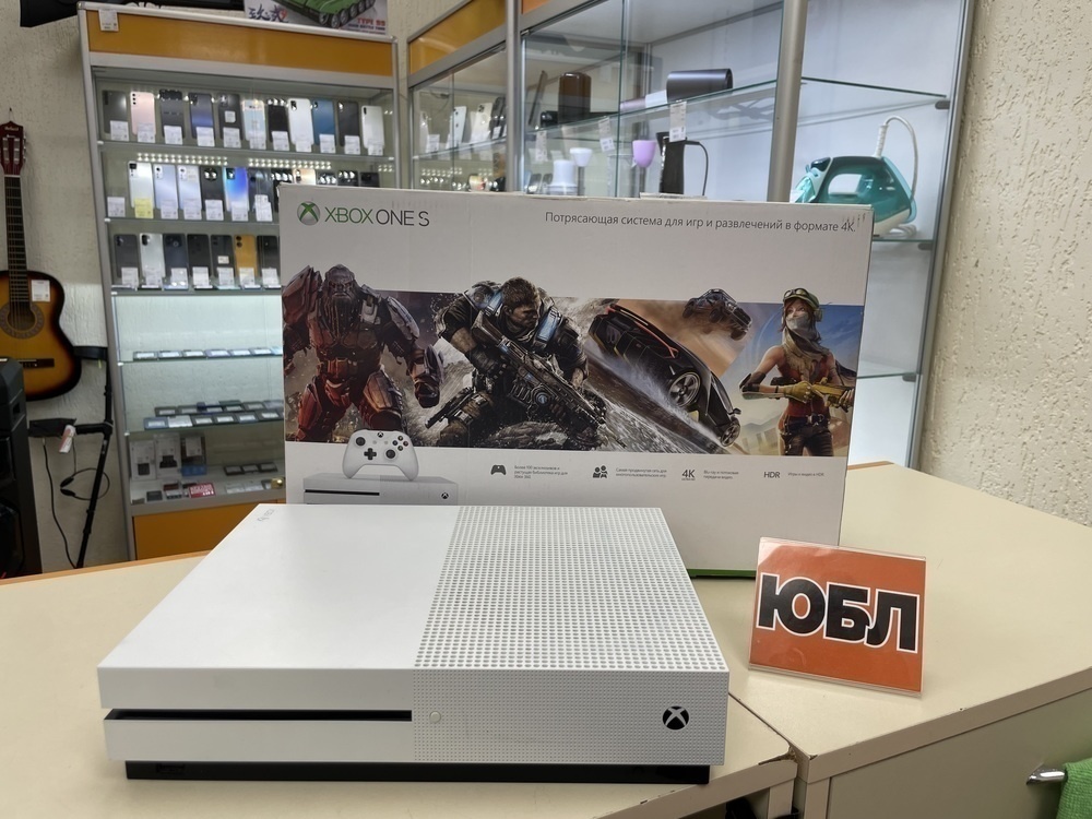 Игровая приставка Xbox One S 1TB