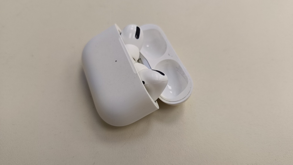 Наушники беспроводные Apple AirPods Pro