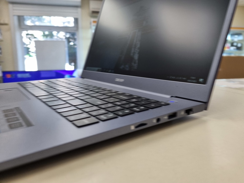 Ноутбук Dexp; Core i3-1215U, Intel UHD Graphics, 8 Гб, 240 Гб, Нет