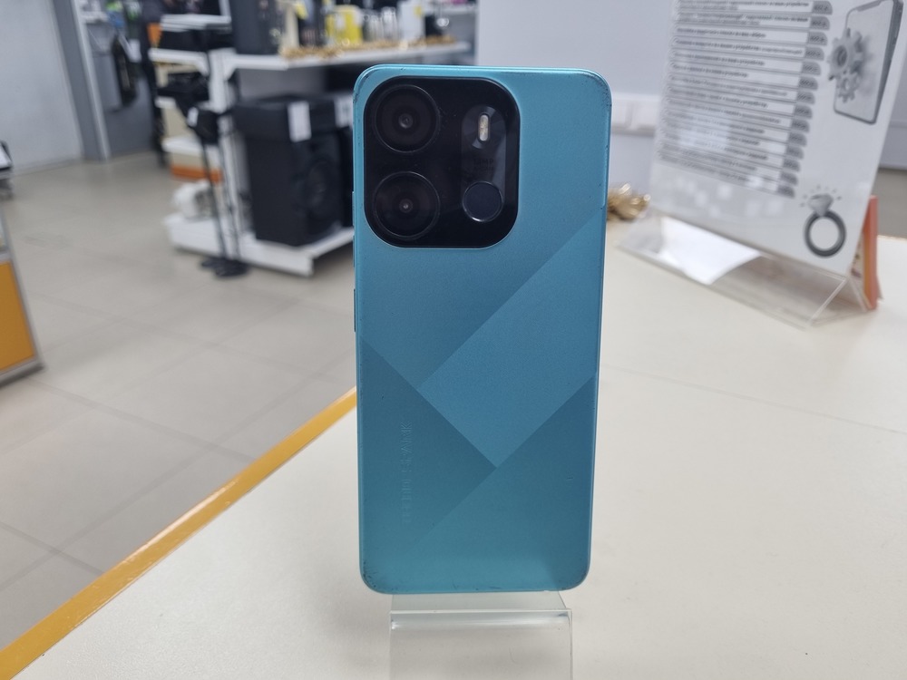 Смартфон Tecno Spark Go 2023 4/64