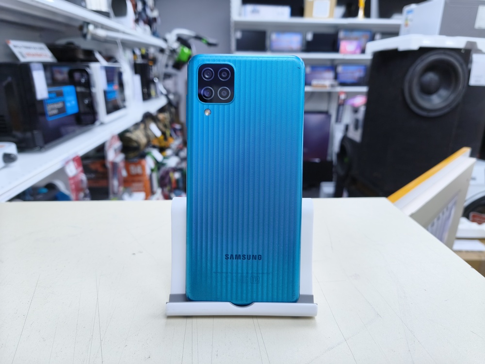 Смартфон Samsung Galaxy M12 3/32