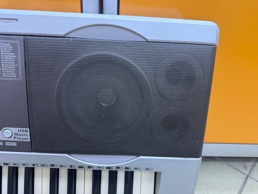 Синтезатор SUPRA SKB-610U