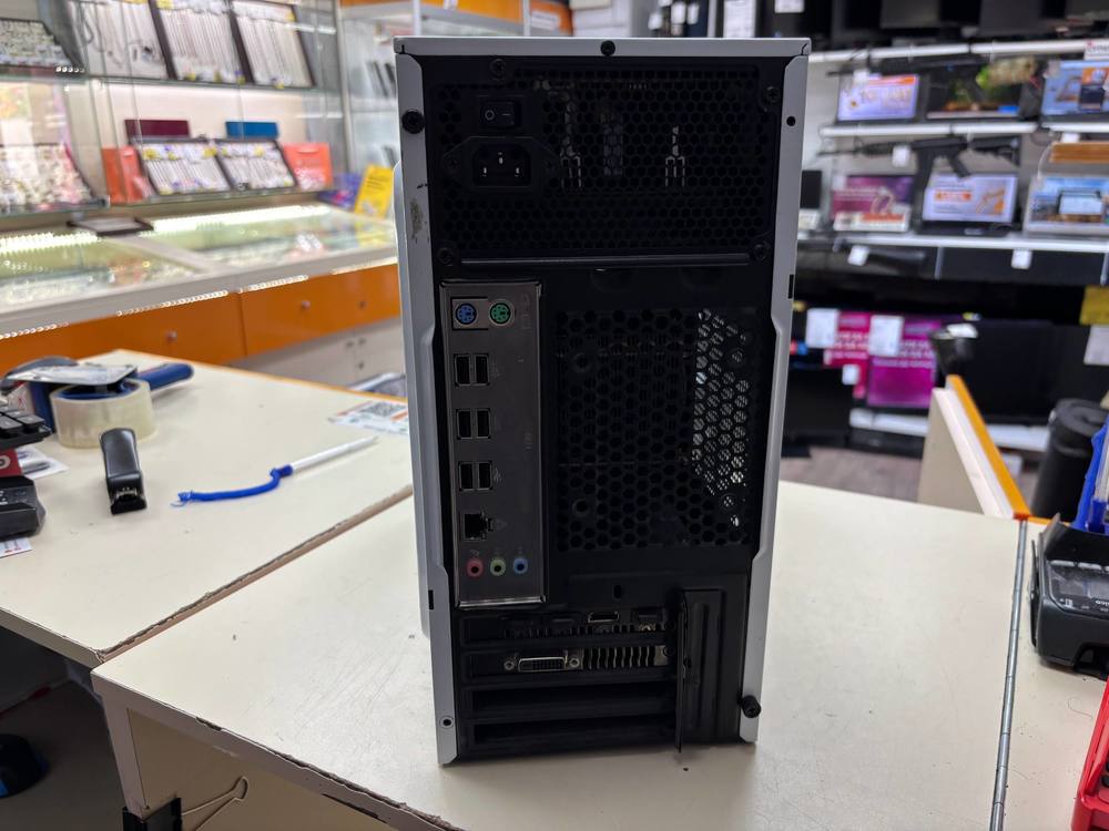 Системный блок Noname; Xeon E5-2630, GeForce GTX 1070 Ti, 16 Гб, 500 Гб, Нет