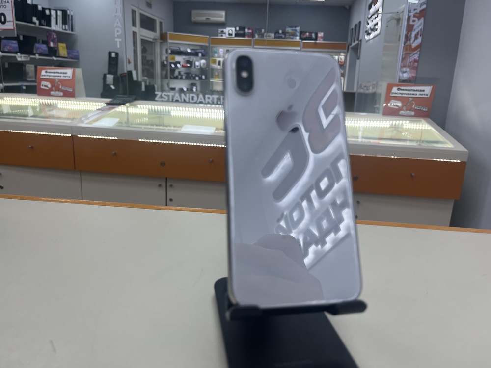 Смартфон Apple iPhone X 256Gb