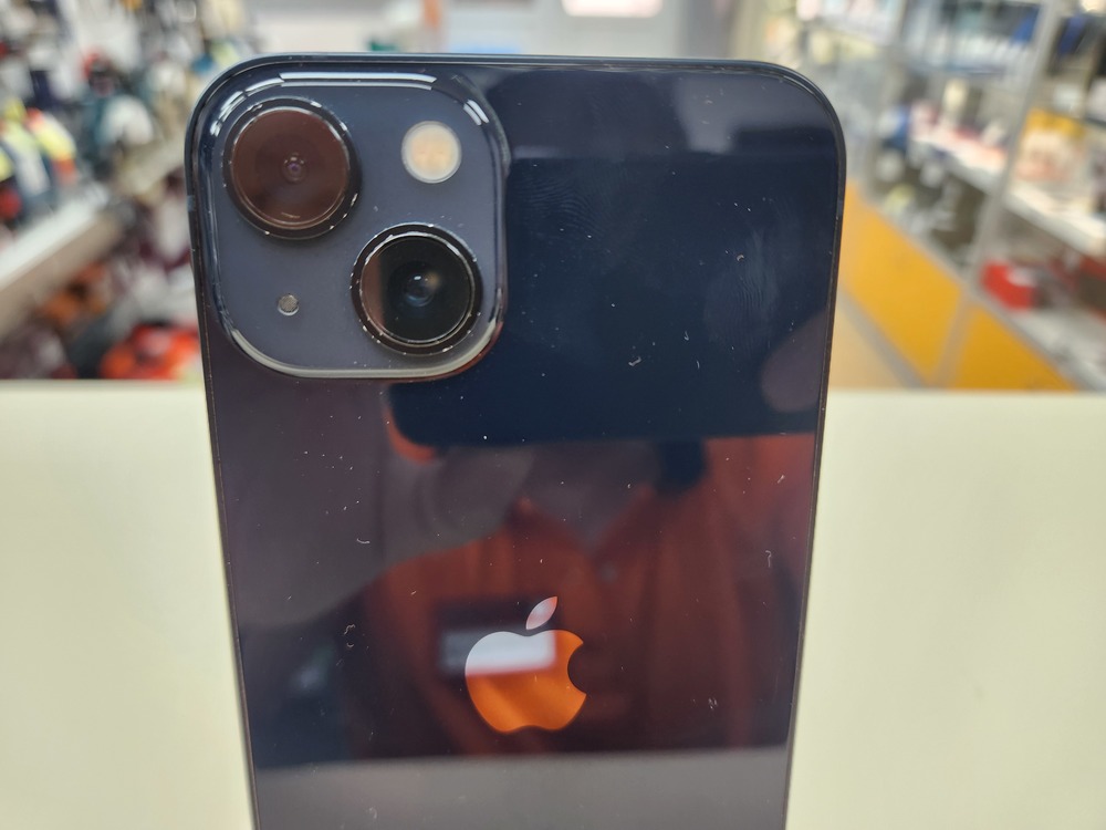 Смартфон Apple iPhone 13 128Gb