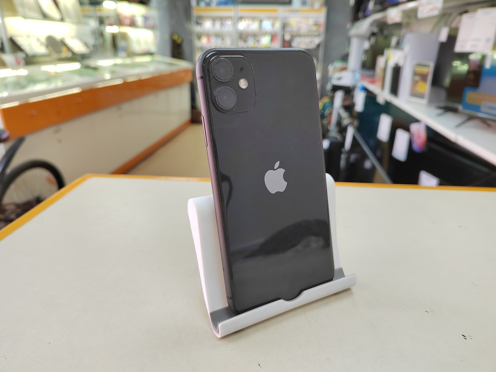 Смартфон Apple iPhone 11 64Gb