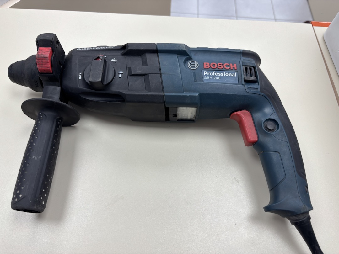 Перфоратор Bosch GBH 240