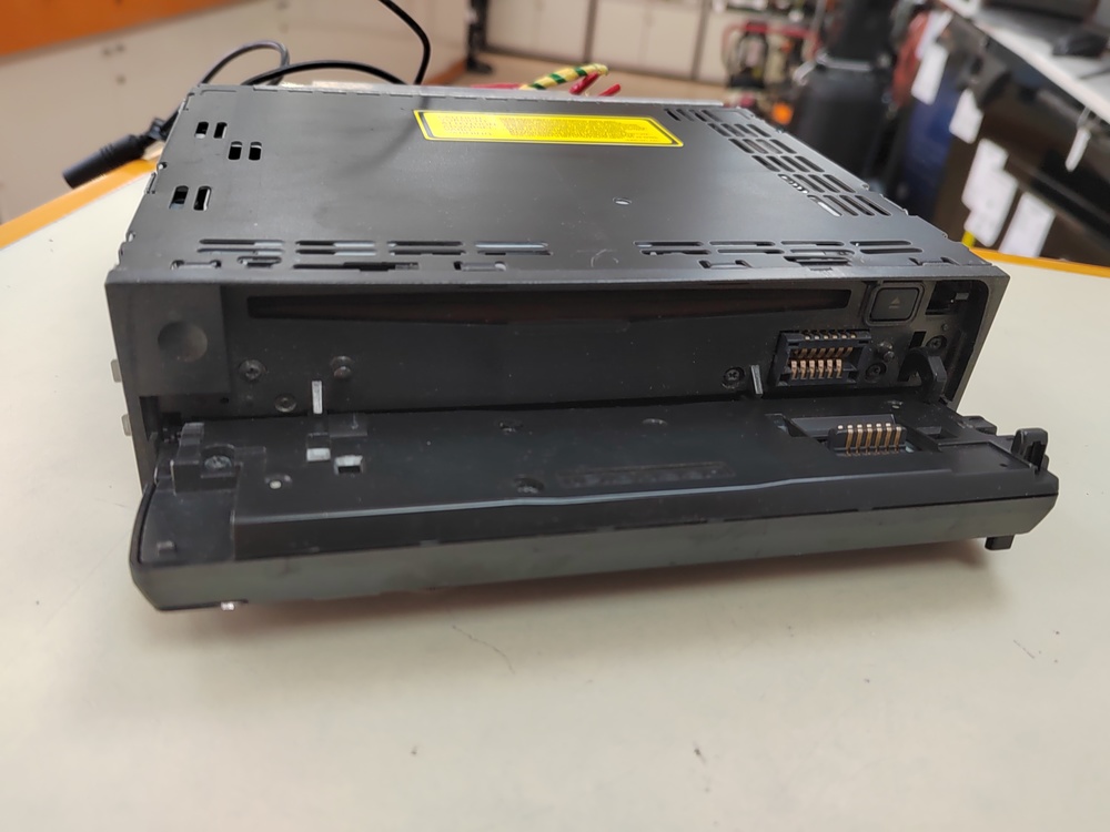 Автомагнитола Pioneer DEH-P55BT