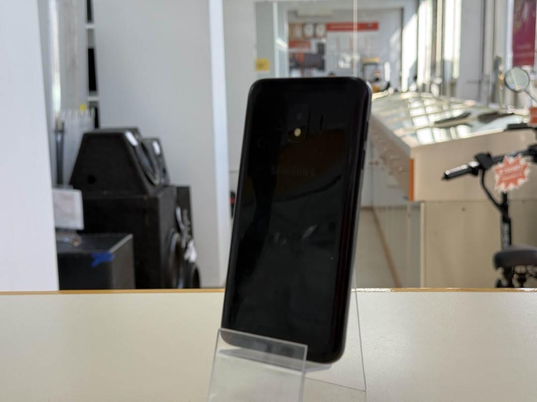 Смартфон Samsung Galaxy J2 Core 1/8