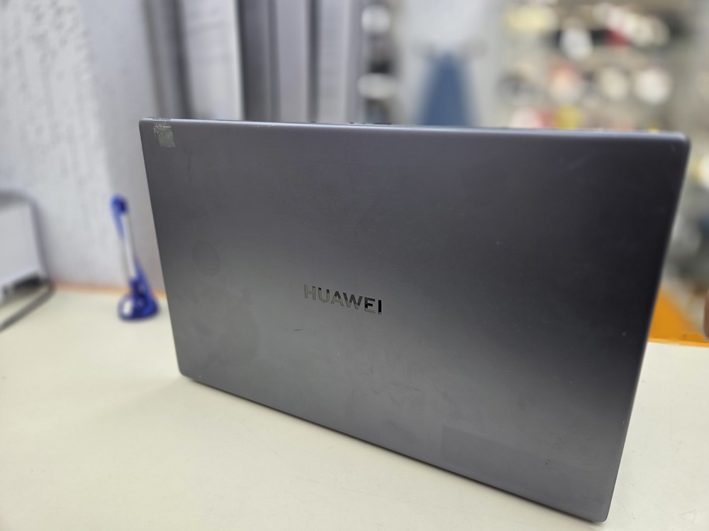 Ноутбук Huawei; Ryzen 5 3500U, Radeon Vega 8, 6 Гб, 500 Гб, Нет